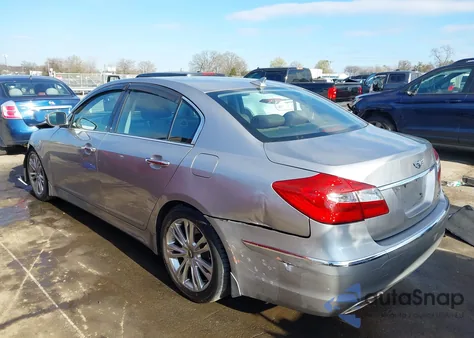 2013 Hyundai Genesis 3.8 из США, поврежденный, VIN KMHGC4DD2DU250439